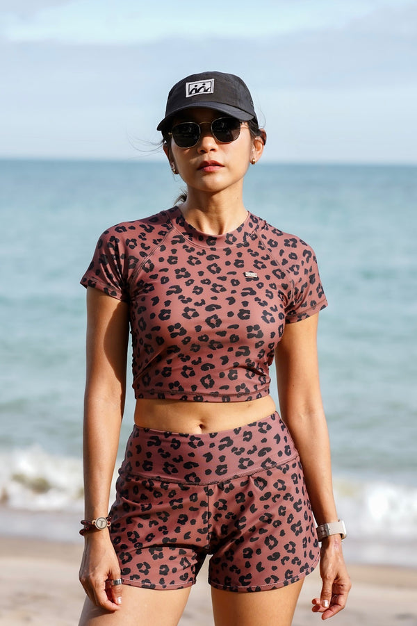 Crop Tee : Pantha Rust (เฉพาะเสื้อ)