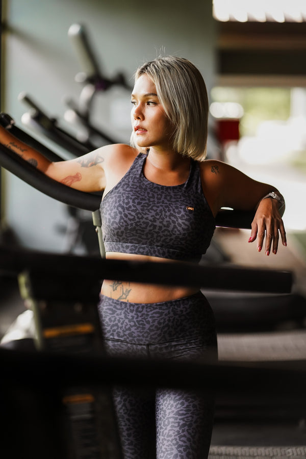Sport Bra High Neck : Pantha Smoke  (เฉพาะสปอร์ทบรา)